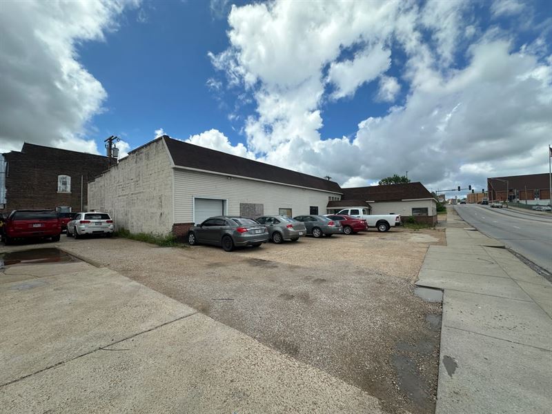 Commercial Property for Sale in Pop : Poplar Bluff : Butler County : Missouri