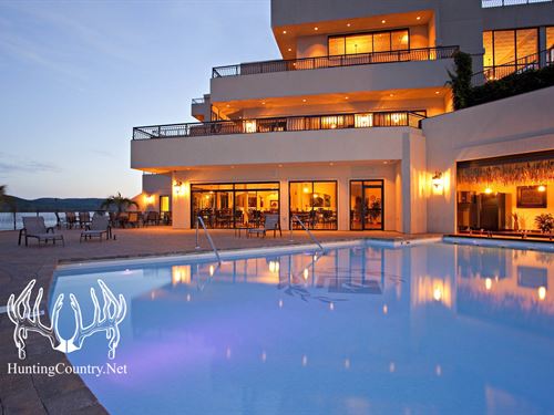 D'monaco Luxury Resort : Oakmont : Taney County : Missouri