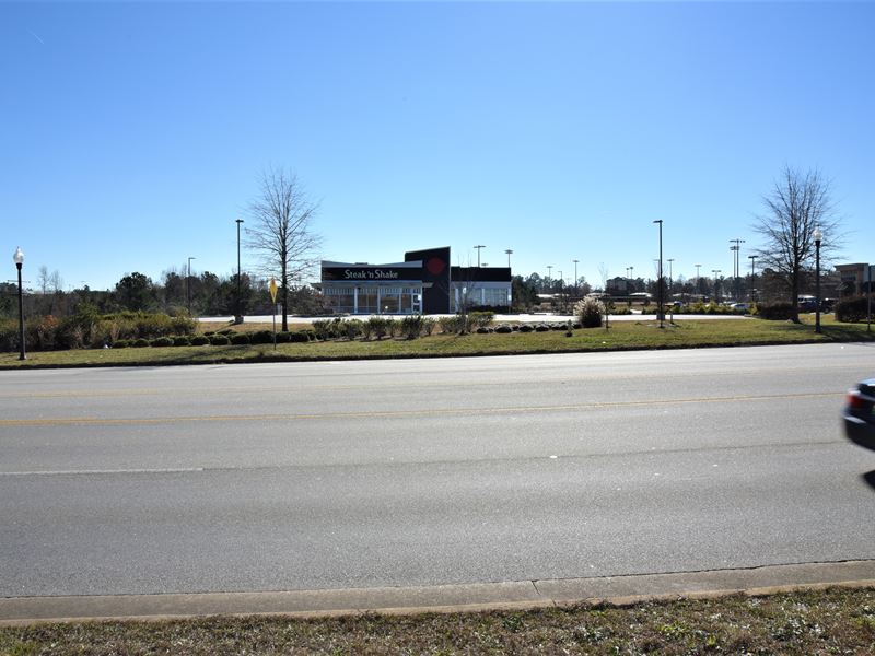 Vacant Restaurant, Valley, AL : Valley : Chambers County : Alabama