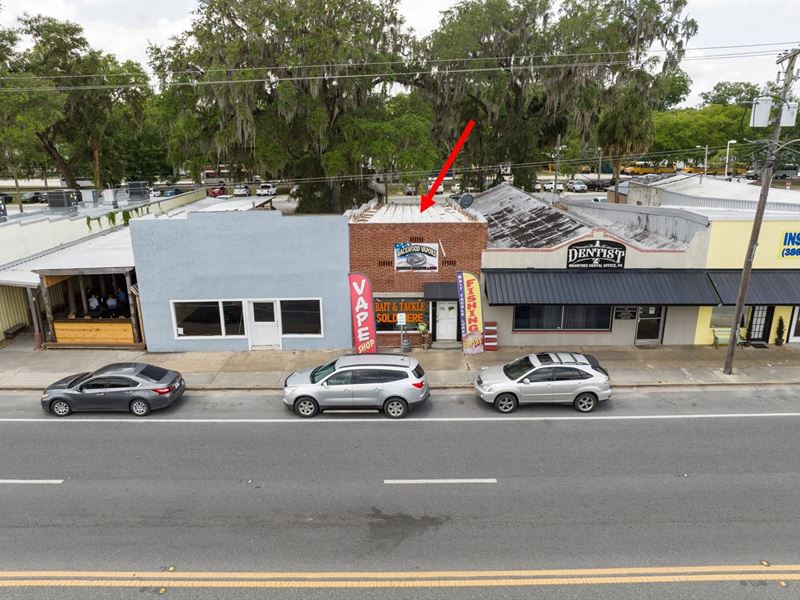 Commercial Building : Branford : Suwannee County : Florida