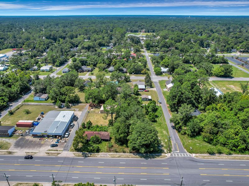 .46 Acre, 624 E Pine St : Jesup : Wayne County : Georgia