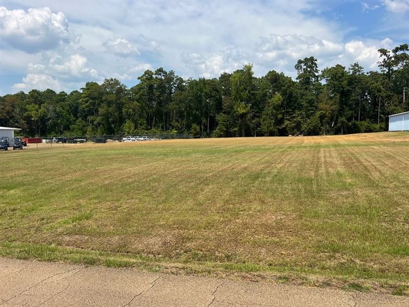 Great Commercial Lot Near Interstat : McComb : Pike County : Mississippi