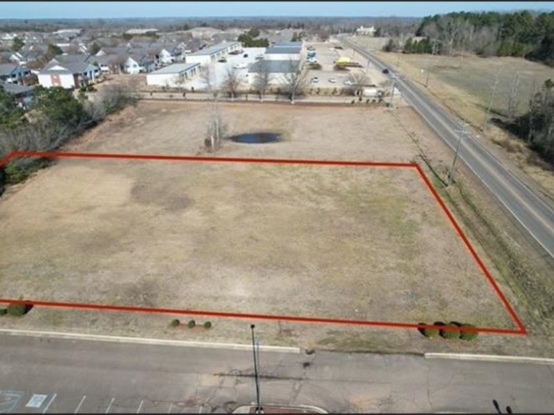 1.2 Acres in Oktibbeha County in St : Starkville : Oktibbeha County : Mississippi