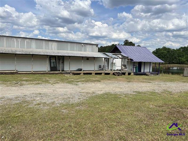 Commercial Buildings Available : Cochran : Bleckley County : Georgia