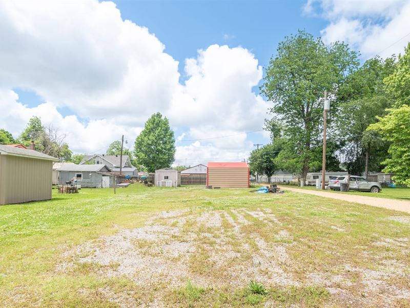 Commercial Lot for Sale in Dexter : Dexter : Stoddard County : Missouri