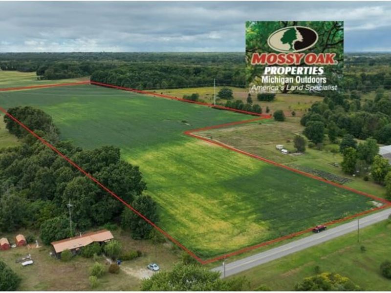 34.99 Acre Tillable Land with Opp : Benton Harbor : Berrien County : Michigan