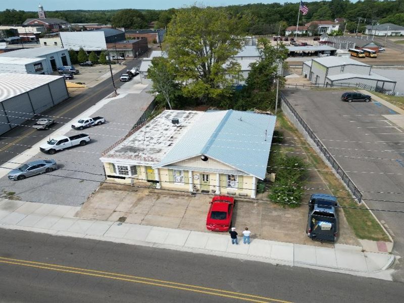 Commercial Property in Winston Coun : Louisville : Winston County : Mississippi