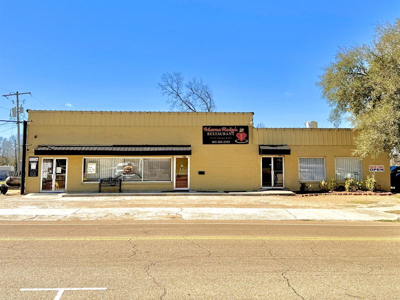 Historical Commercial Building : Brookhaven : Lincoln County : Mississippi