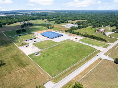 Oklahoma Equestrian Facility : Pryor : Mayes County : Oklahoma