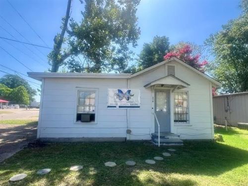 Commercial Property in Bolivar Coun : Cleveland : Bolivar County : Mississippi