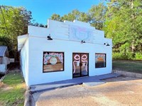 Commercial Building on Beulah Ave : Tylertown : Walthall County : Mississippi